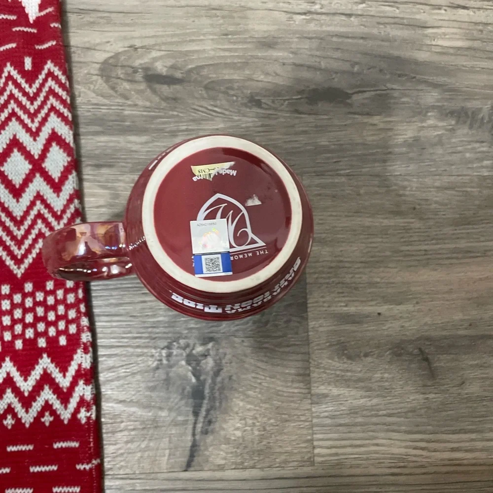 Crimson Knit Scarf - plus coffee mug Red and White